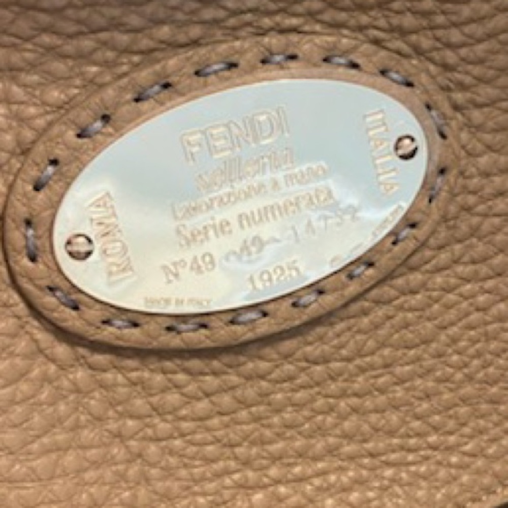 NWT Fendi Selleria tote in Blue Sky - Picture 4 of 5